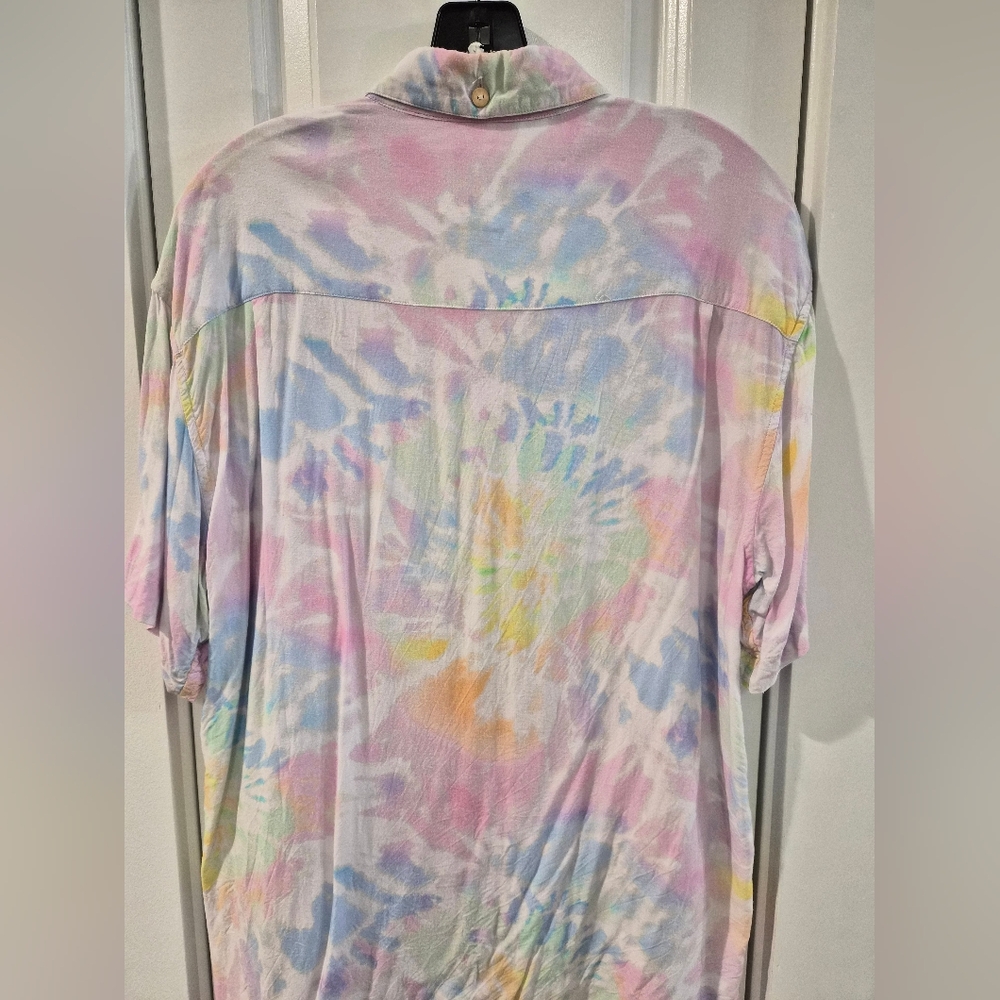 Kenny Flowers Limited Edition Tie Dye Button Up Shirt, Men's size L - Picture 5 of 8